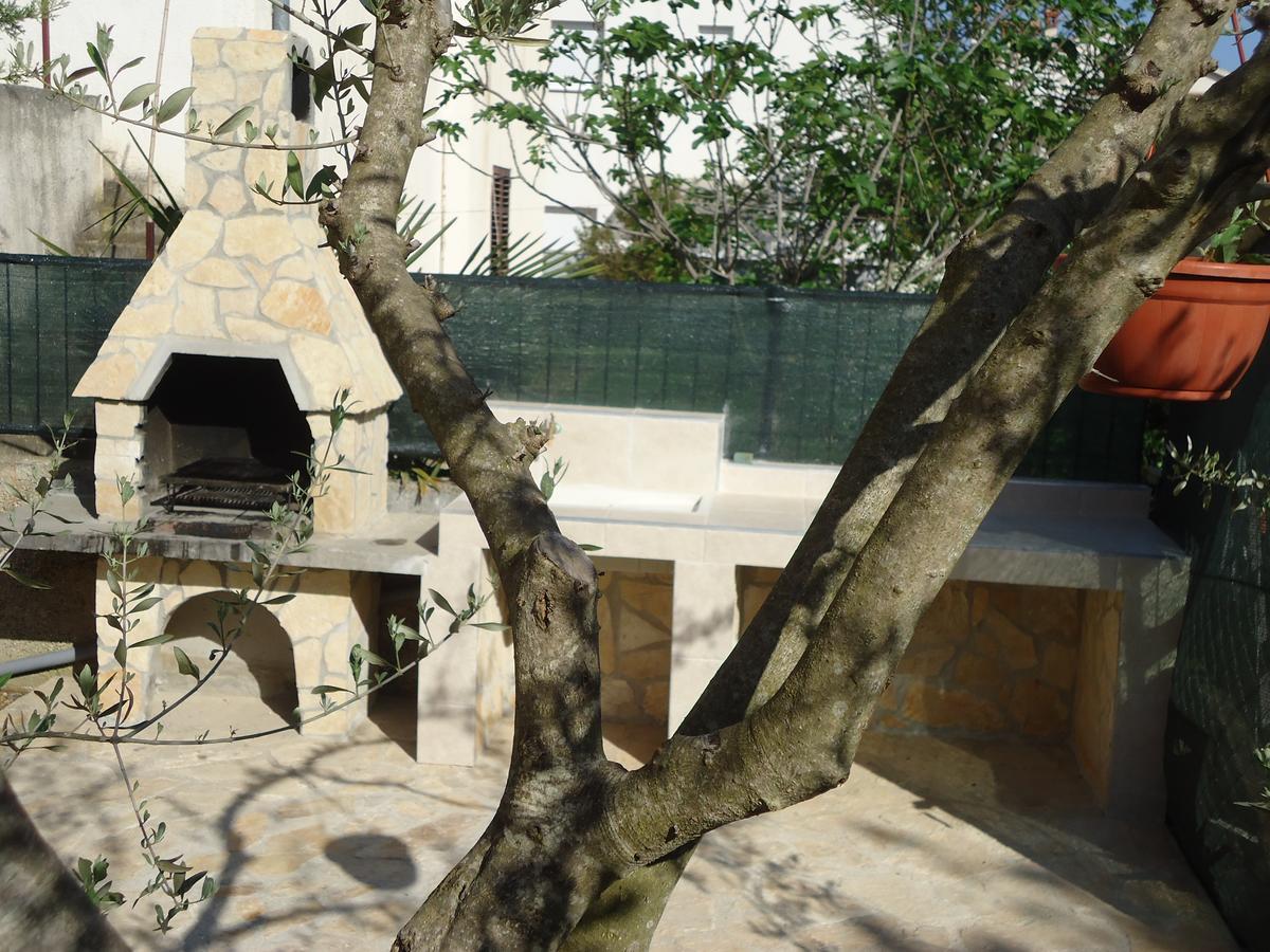 Holiday Home Istra With Jacuzzi Medulin Ngoại thất bức ảnh