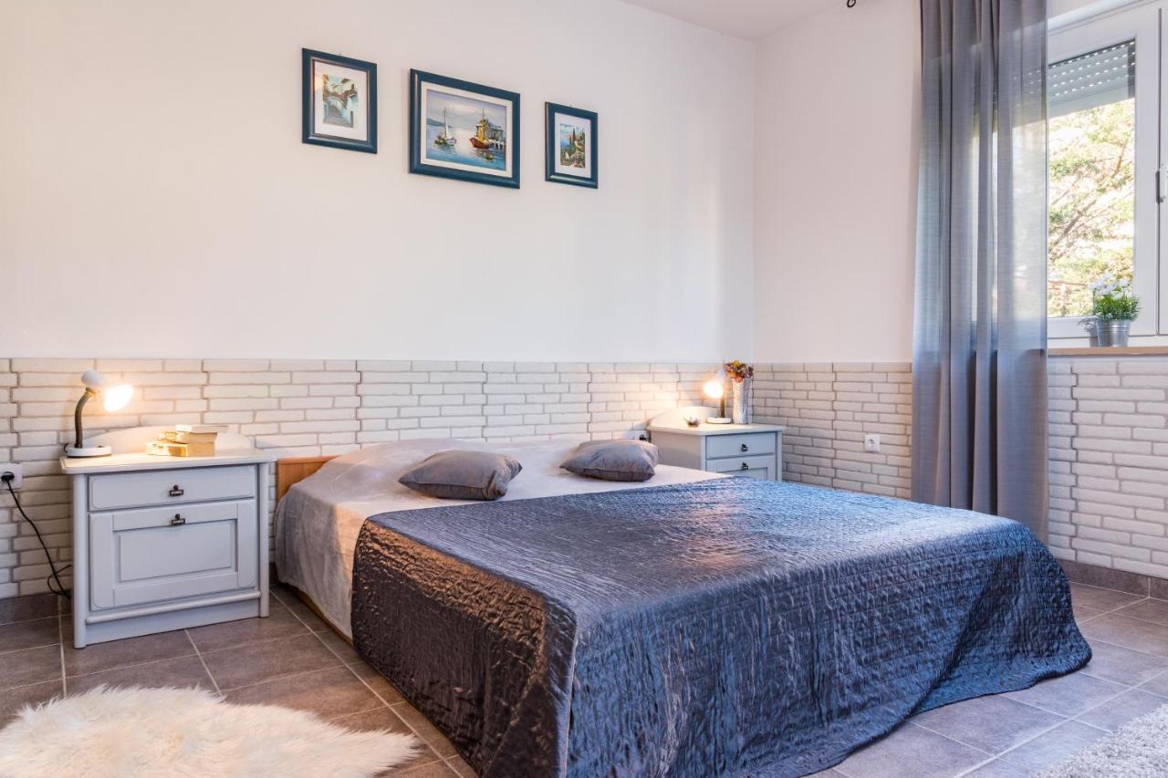 Holiday Home Istra With Jacuzzi Medulin Ngoại thất bức ảnh
